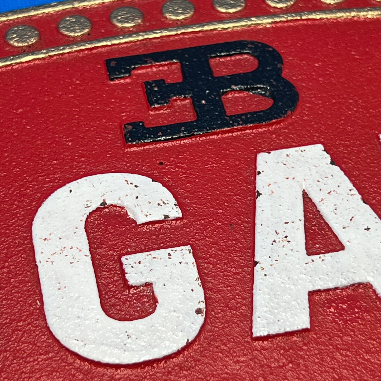 Bugatti Emblem Cast Iron (Crackle Finish)