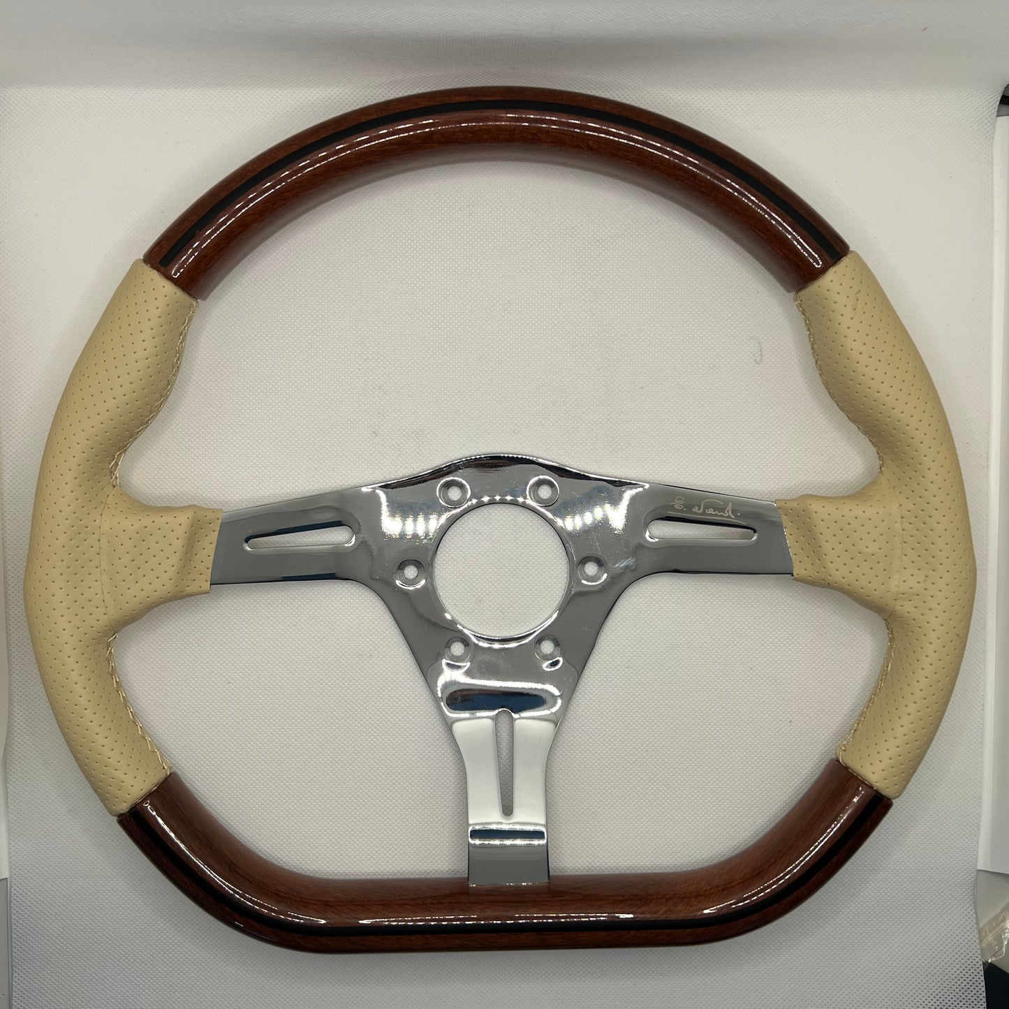 Nardi Kallista Steering Wheel - Wood and Leather (1990-2000)