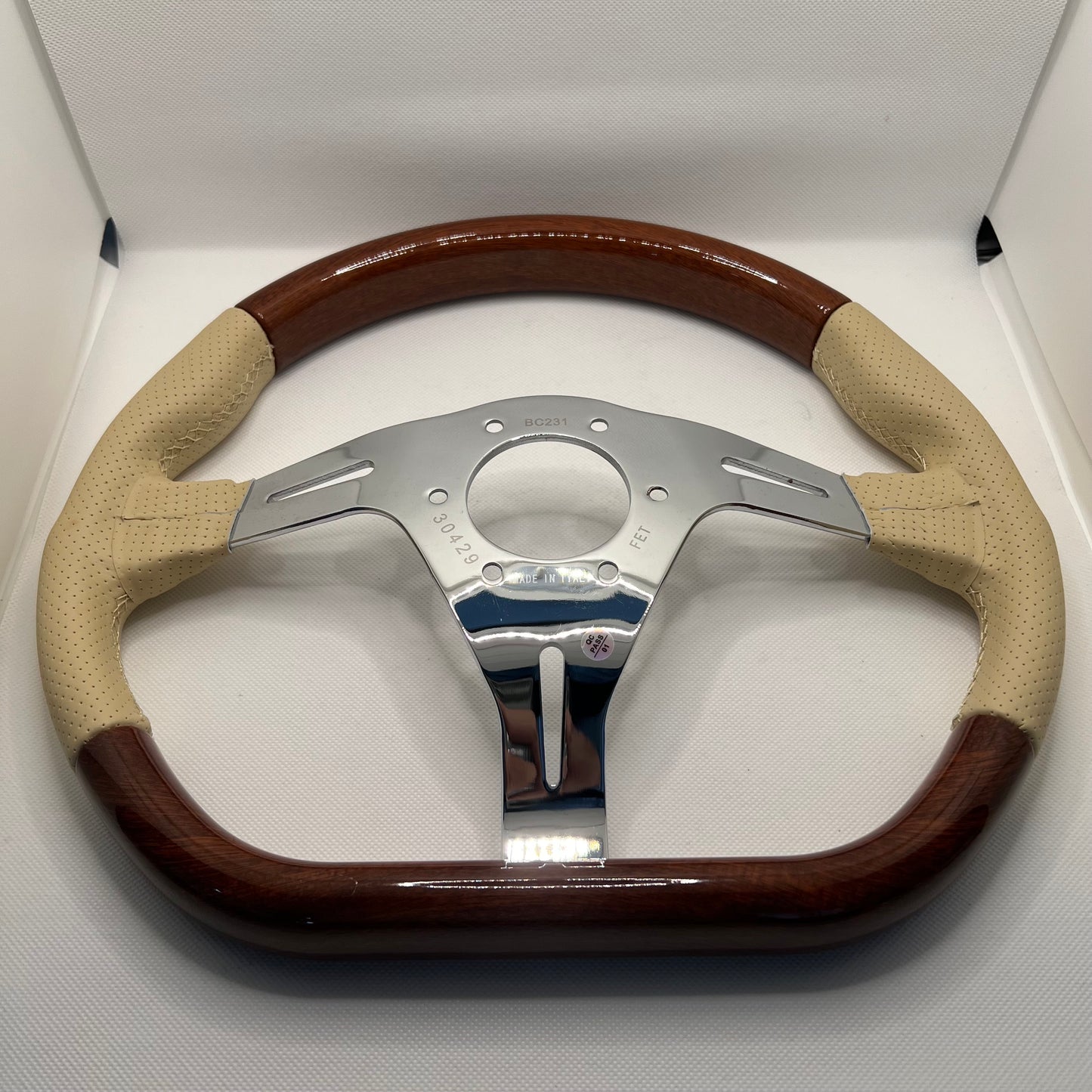 Nardi Kallista Steering Wheel - Wood and Leather (1990-2000)