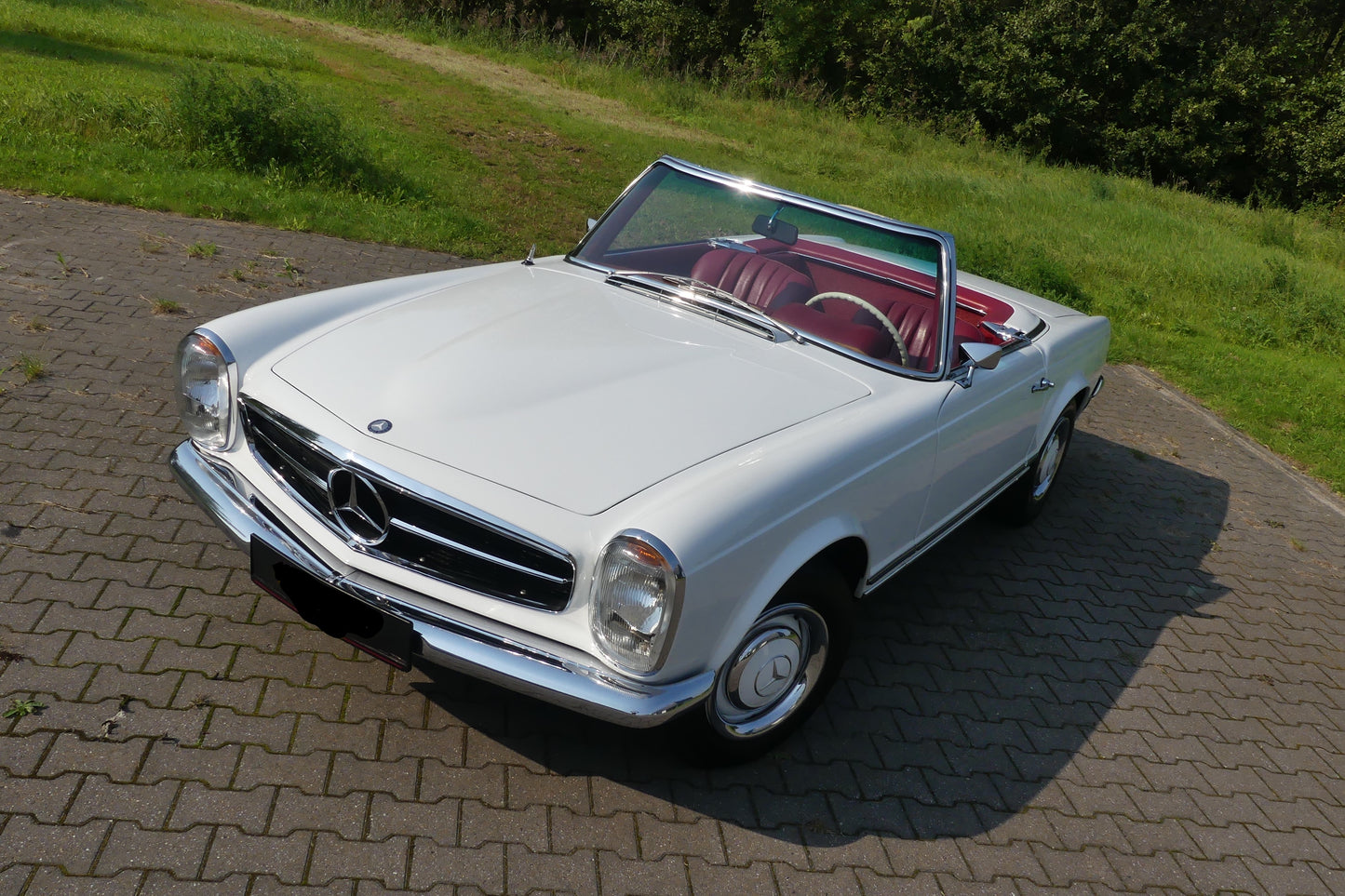 1968 Mercedes 280SL Pagoda
