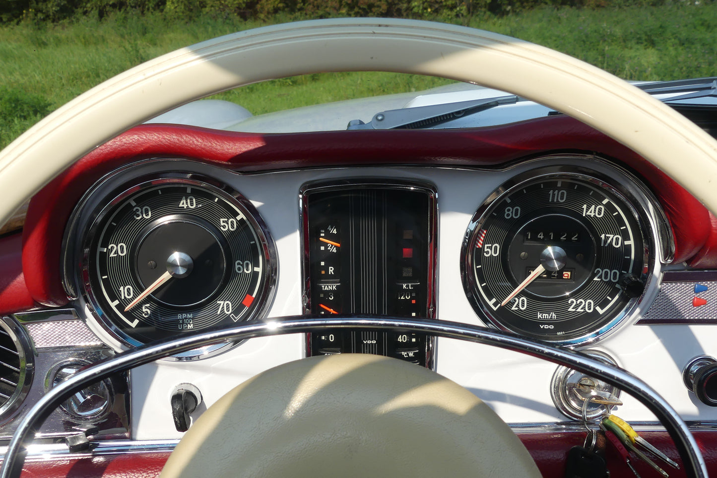 1968 Mercedes 280SL Pagoda