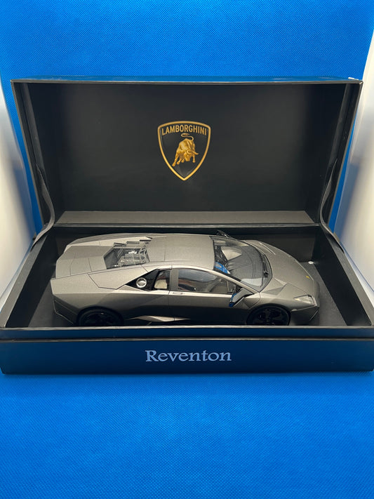 Lamborghini Reventon - 1/18 Model [MR Models]