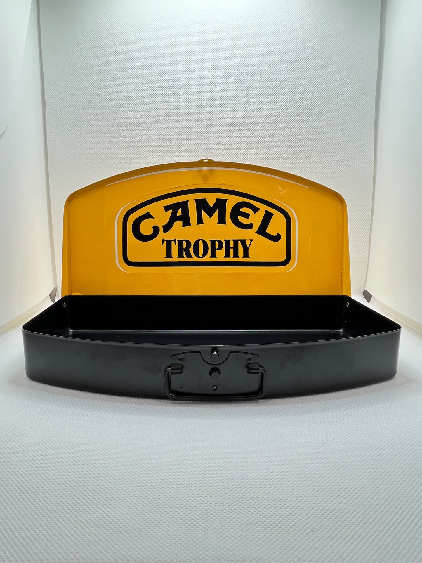 Camel Trophy Metal Case