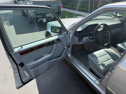 1993 Mercedes 500E - Built by Porsche